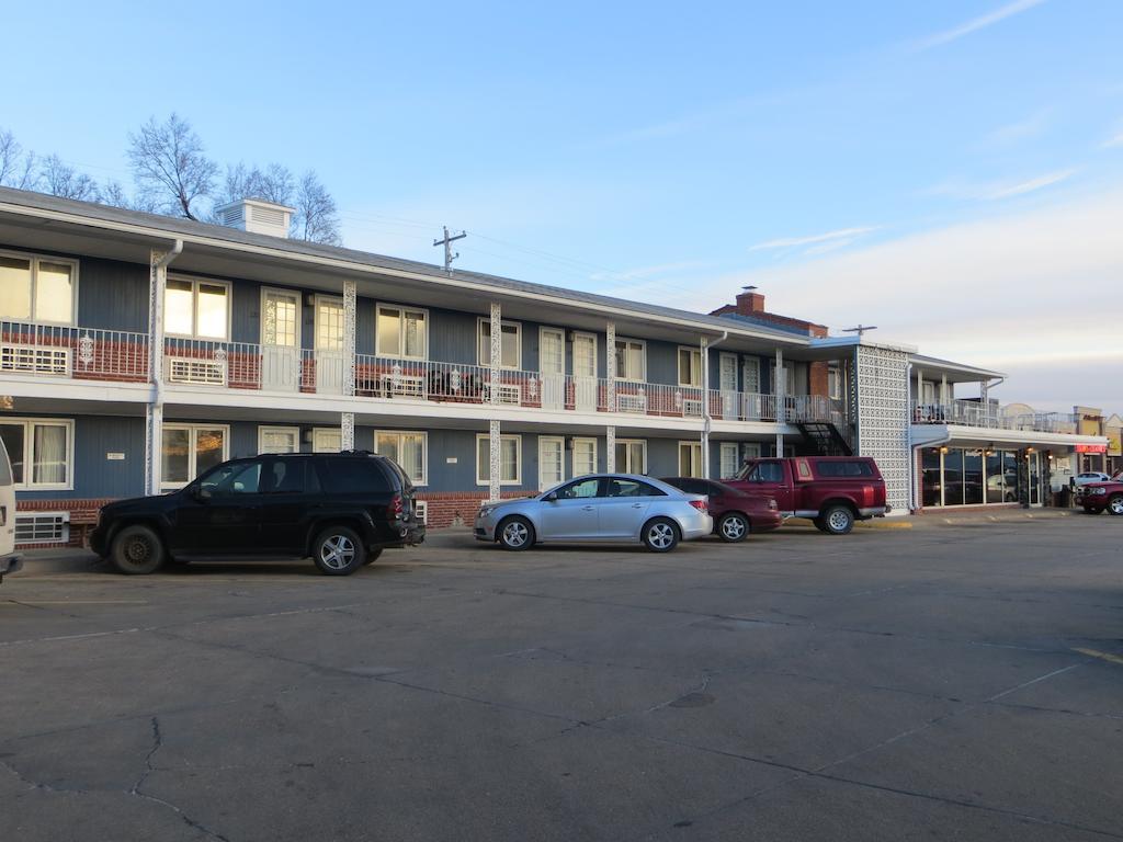 Midtown Western Inn - Kearney Kültér fotó
